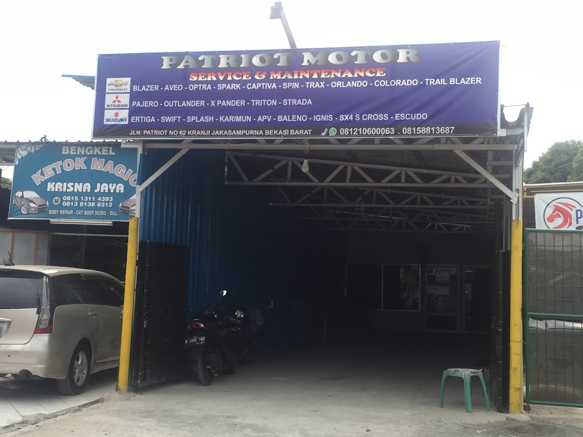 Suasana bengkel Patriot Auto Service 1